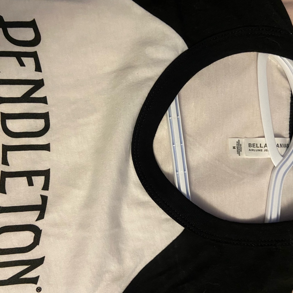 PENDLETON WHISKEY TOP - Picture 2 of 3